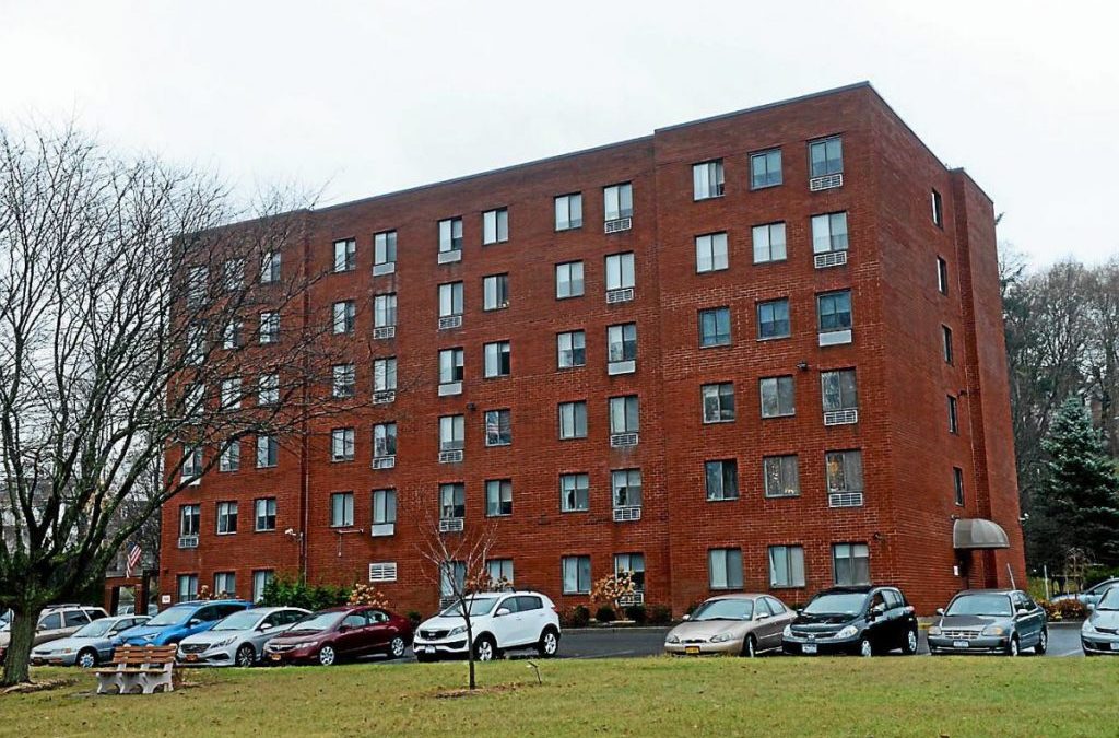 KINGSTON COMMON COUNCIL APPROVES TAX DEAL FOR PRIVATE PURCHASE OF SENIOR HOUSING COMPLEXES